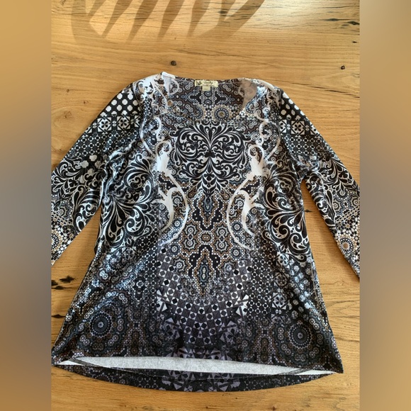 Unity World Wear Tops - Unity World Wear 3/4 Sleeve Women’s Large Tunic Top‎ Geometric Print Multicolor
